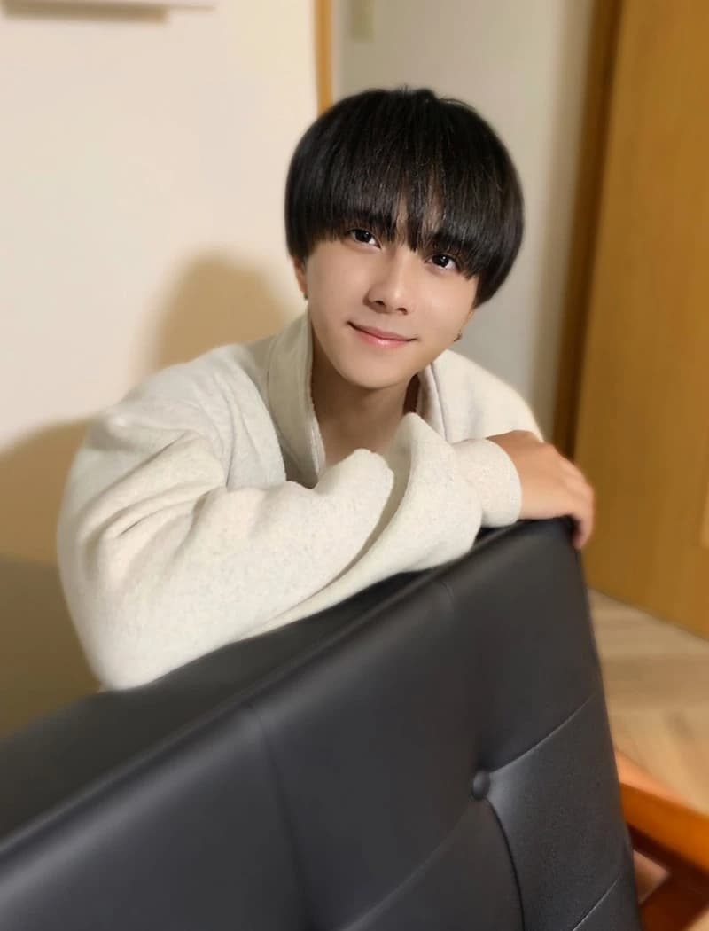 しょう's profile image 2/5