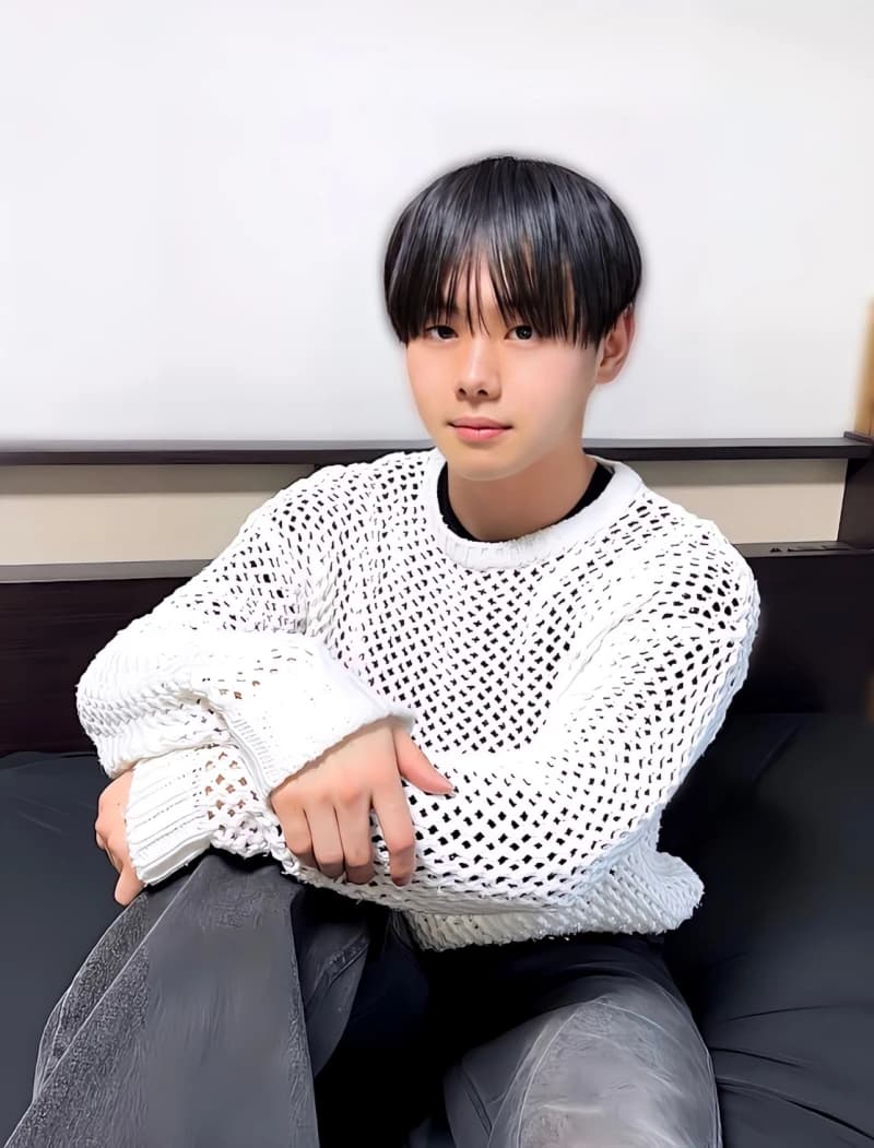 しおんのプロフィール画像 3/4